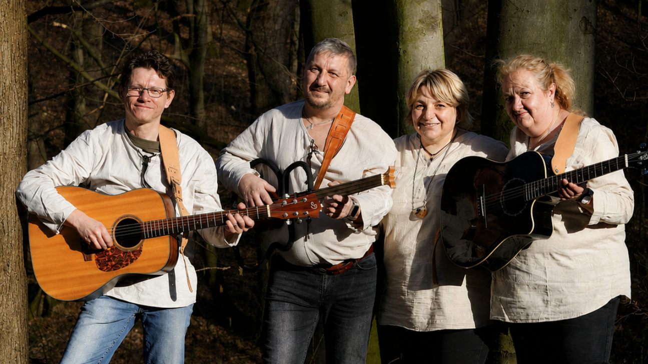  TRAMPFOLK FEST V DRAHOTUŠÍCH