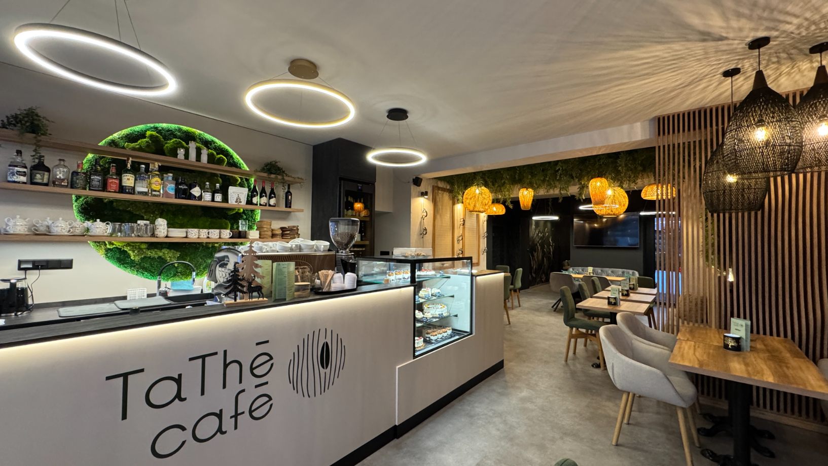 Bistro & kavárna TATHÉ CAFÉ